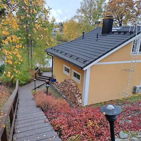 Σαλέ Lovely Riverside Close To Tampere *