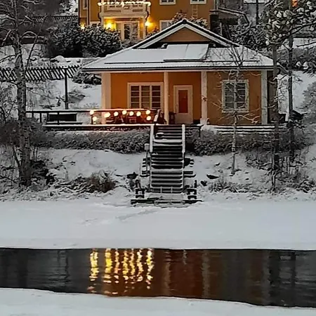 Lovely Riverside Close To Tampere Σαλέ